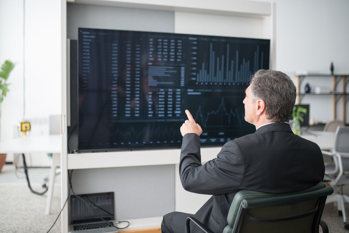 Caching expensive aggregations lets a SaaS reporting engine serve a whole team from one query