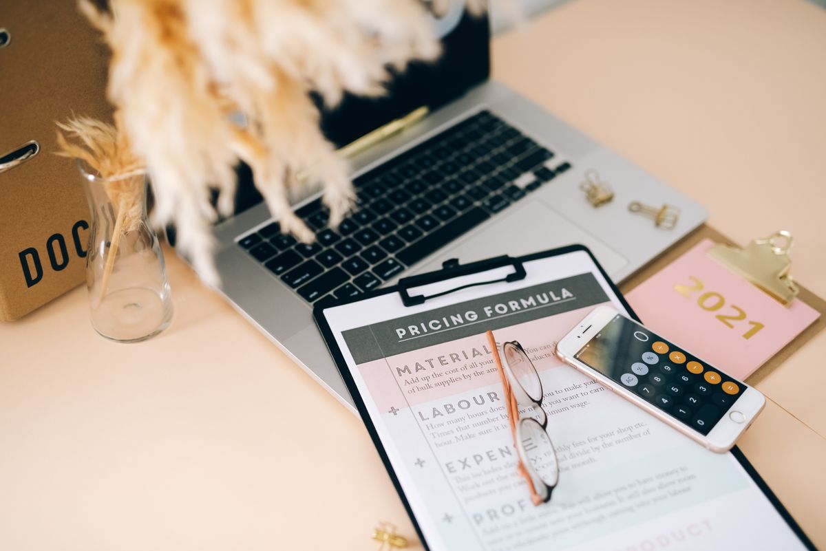 How to Price SaaS Development Projects (Agency Guide)
